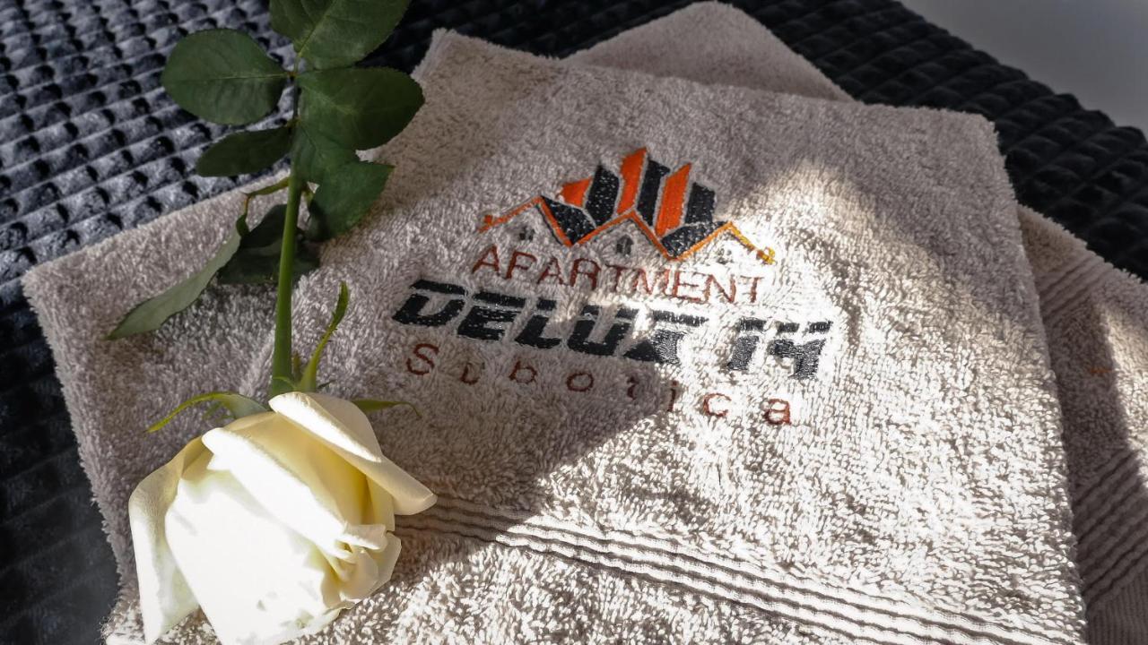 Apartment Delux 14 Суботиця Екстер'єр фото