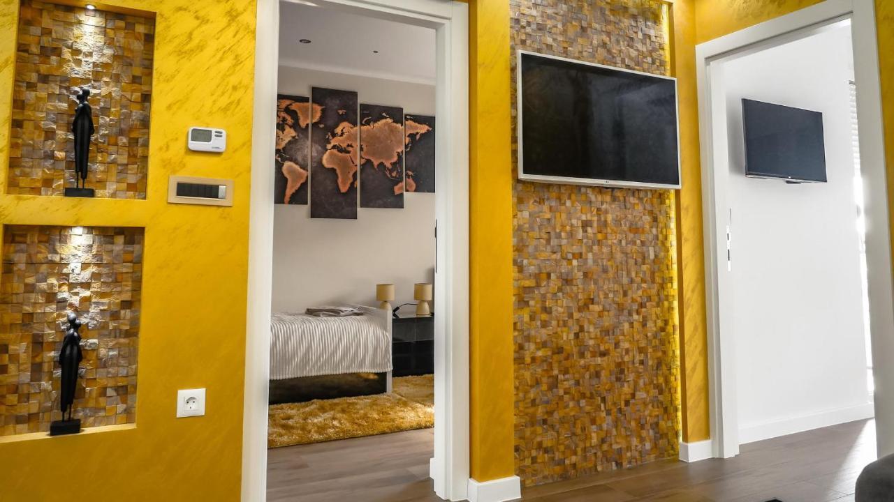 Apartment Delux 14 Суботиця Екстер'єр фото