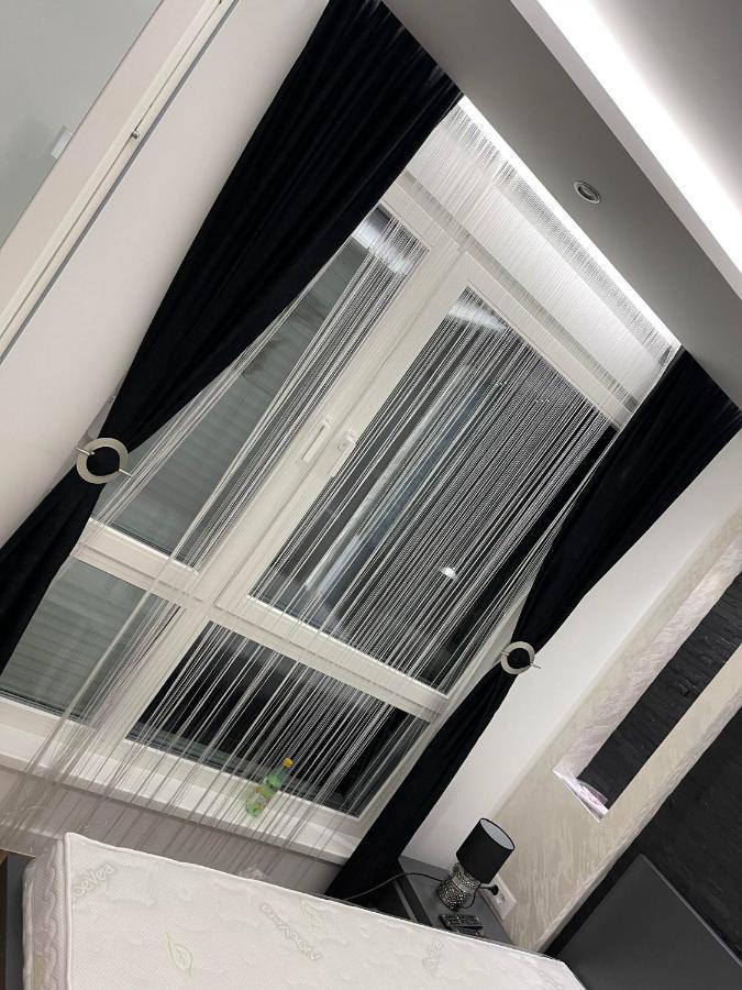 Apartment Delux 14 Суботиця Екстер'єр фото