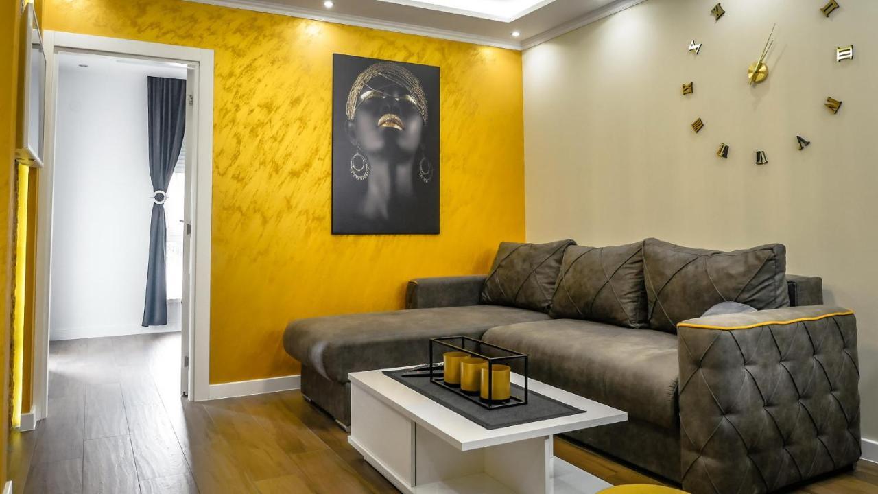 Apartment Delux 14 Суботиця Екстер'єр фото